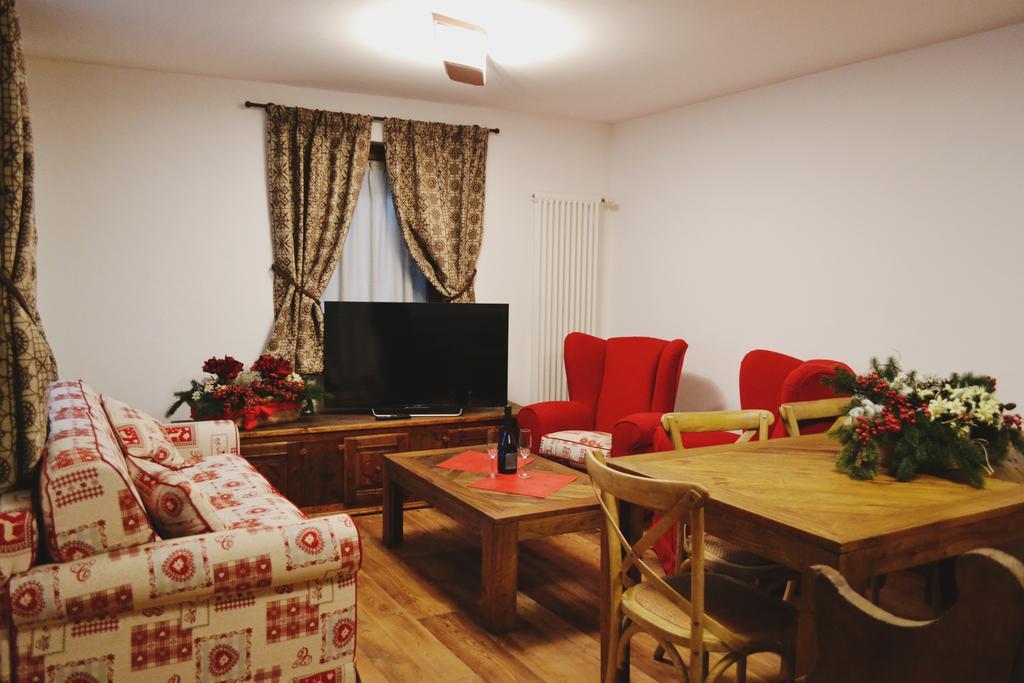 Maison Carrel Elegant 6 Breuil-Cervinia Room photo
